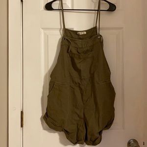 Billabong large olive short overall romper